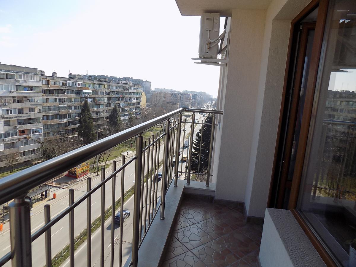 Apartment Silvi Varna Extérieur photo